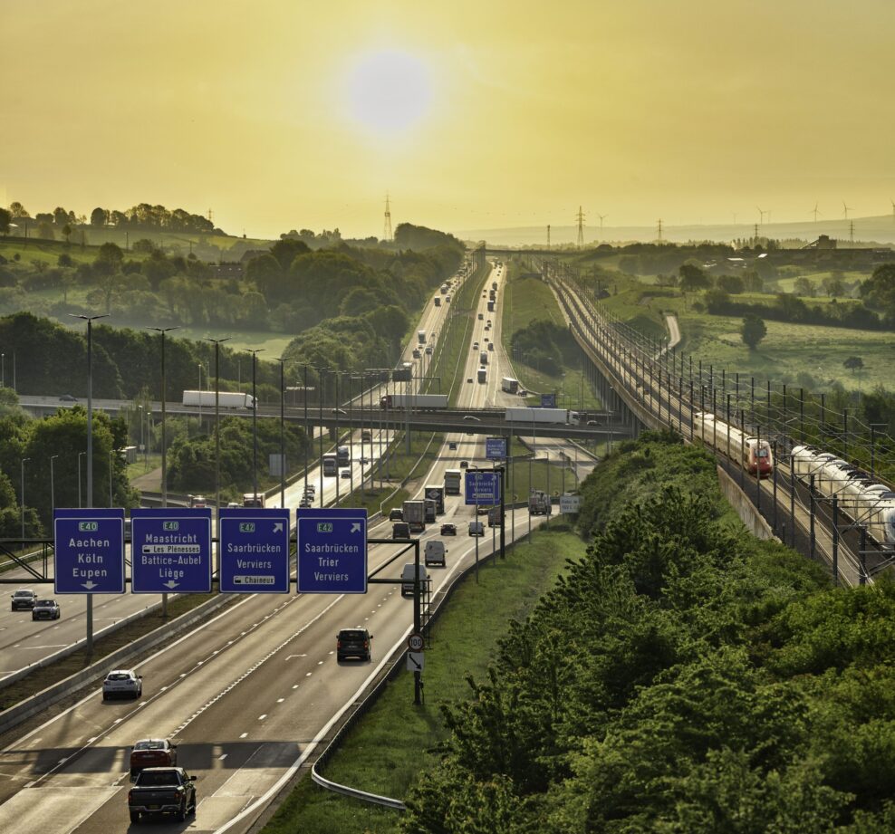 T_REK Autobahnkreuz Battice 0940 Montage_C_Christian_Charlier